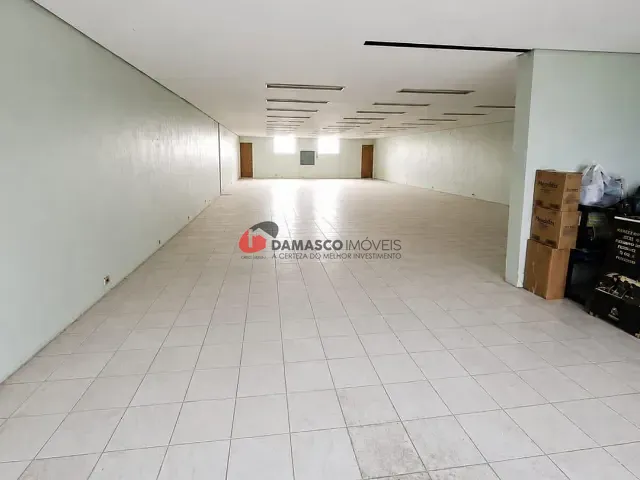 Loja com 300m², para alugar, no bairro Fundação em São Caetano do Sul