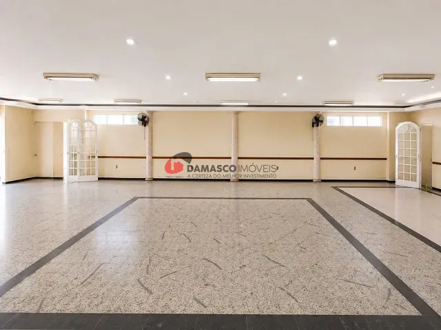 Loja com 300m², para alugar, no bairro Fundação em São Caetano do Sul