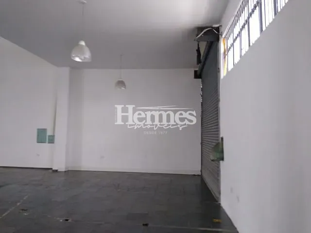 Loja com 330m², para alugar, no bairro Jardim São Vicente em Campinas
