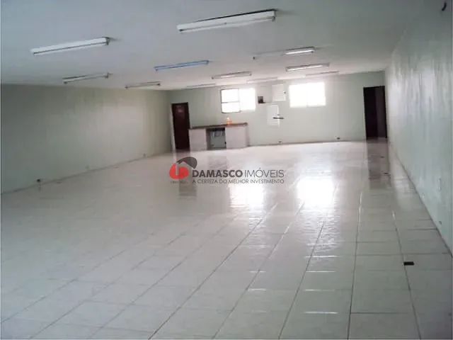 Loja com 300m², para alugar, no bairro Fundação em São Caetano do Sul