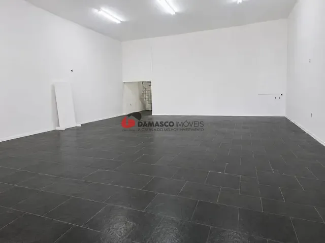 Loja com 300m², para alugar, no bairro Fundação em São Caetano do Sul