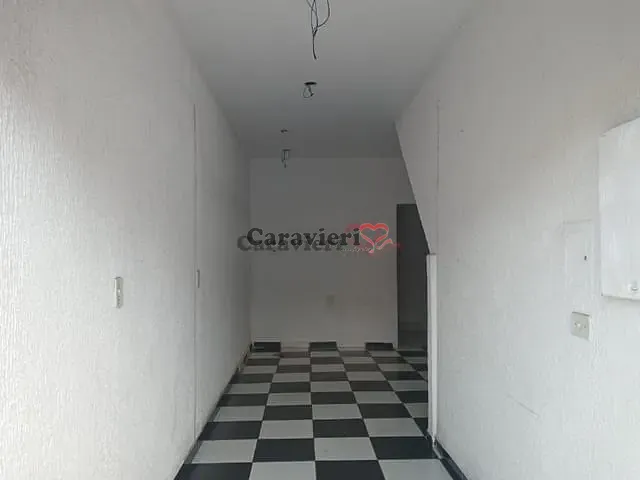 Loja com 30m², para alugar, no bairro Penha de França em São Paulo