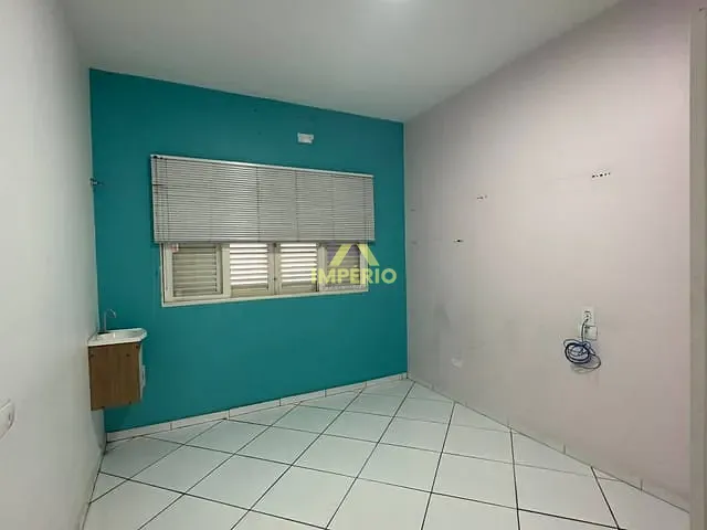 Sala com 307m², à venda, no bairro Centro em Salto