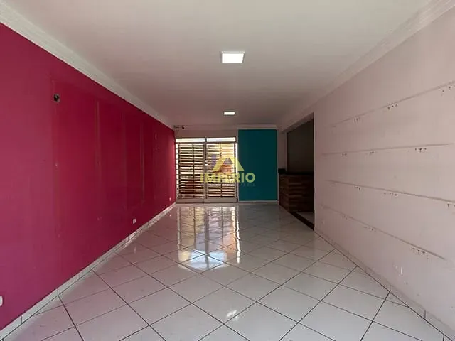 Sala com 307m², à venda, no bairro Centro em Salto