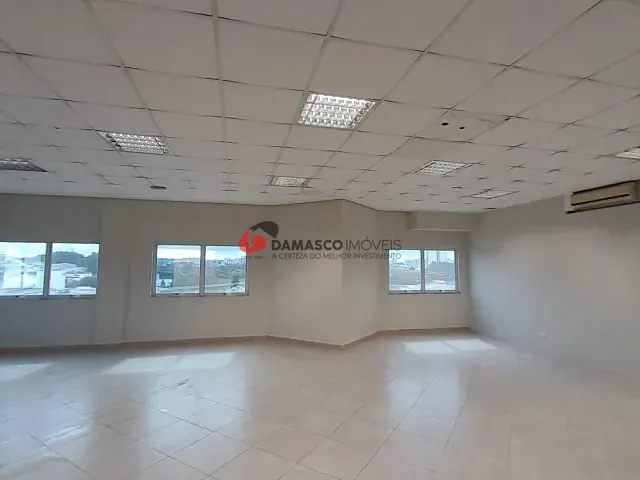 Loja com 288m², para alugar, no bairro Osvaldo Cruz em São Caetano Do Sul