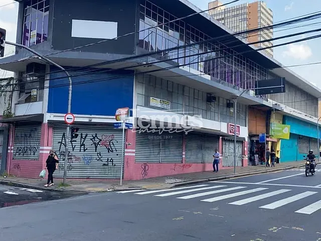 Prédio com 406m², à venda ou para alugar, no bairro Centro em Campinas