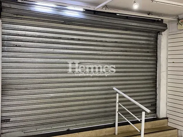 Prédio com 406m², à venda ou para alugar, no bairro Centro em Campinas