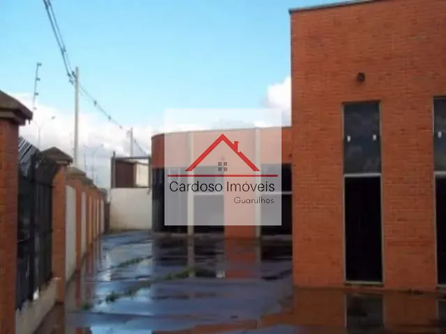 Loja com 1000m², para alugar, no bairro VILA BARROS em Guarulhos