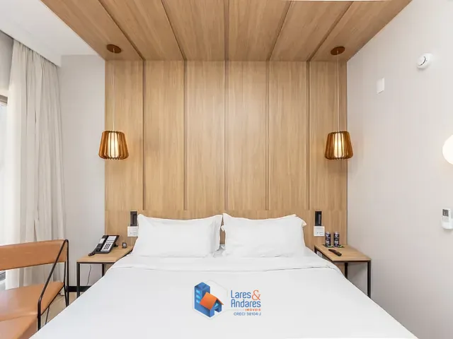 Salão com 24m² 1 quarto e 1 banheiro, à venda, no bairro Pinheiros em São Paulo