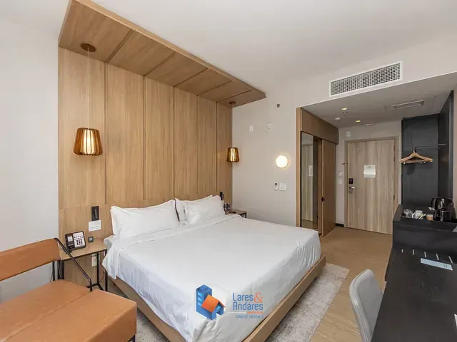 Salão com 24m² 1 quarto e 1 banheiro, à venda, no bairro Pinheiros em São Paulo