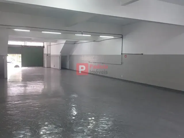 Loja com 238m², para alugar, no bairro Vila Guarani (Zona Sul) em São Paulo