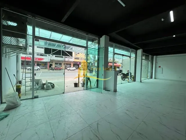 Salão com 450m², para alugar, no bairro Tupi em Praia Grande