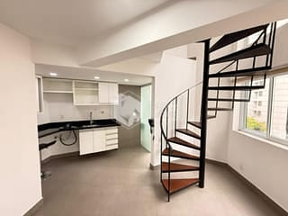 Foto do Salão-Flat para venda em Vila Nova Conceição com 1 quarto, sendo 1 suíte, 50m²