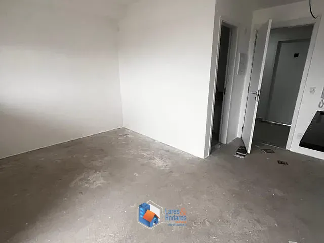 Salão com 27m² 1 quarto e 1 banheiro, à venda, no bairro Jardim das Acácias em São Paulo
