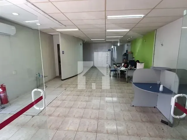 Conjunto comercial com 290m², para alugar, no bairro Centro em Jundiaí