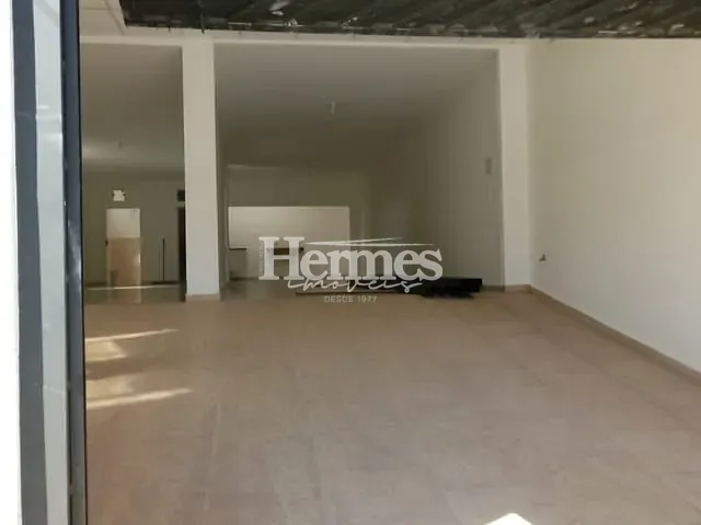 Loja com 904m², para alugar, no bairro Santa Terezinha em Paulínia