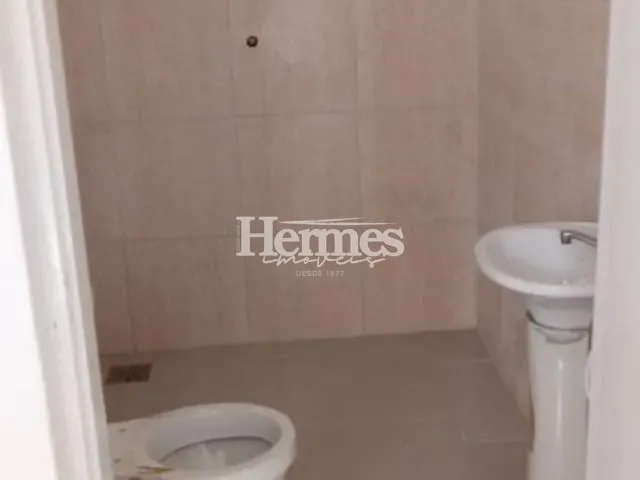 Loja com 904m², para alugar, no bairro Santa Terezinha em Paulínia