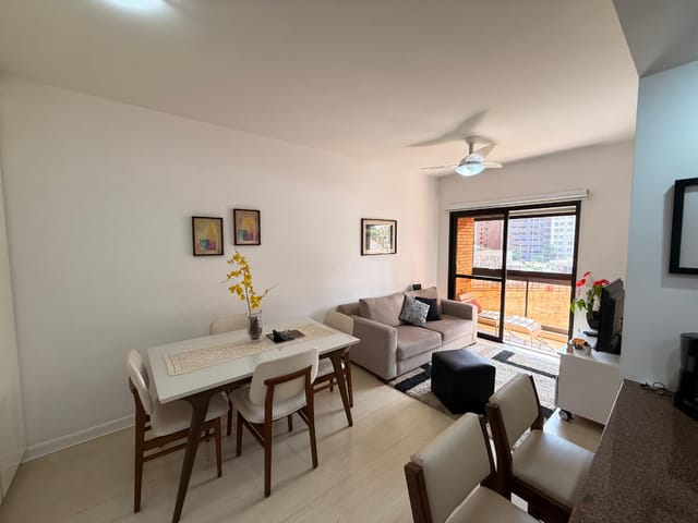 Foto do Salão - Flat para venda em Vila Nova Conceição com 1 quarto, sendo 1 suíte, 42m² | Lares e Andares Imóveis