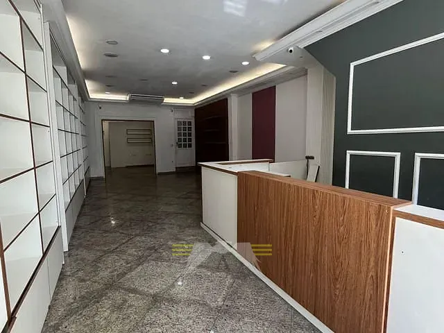 Loja com 100m², para alugar, no bairro Belém em São Paulo