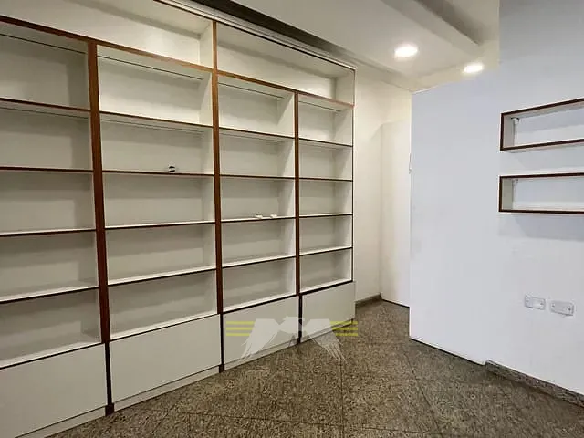 Loja com 100m², para alugar, no bairro Belém em São Paulo