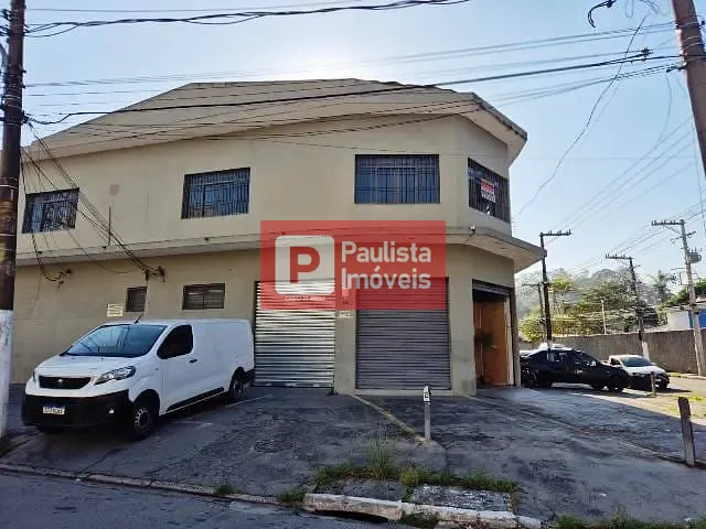 Loja com 300m², para alugar, no bairro Jardim Sabará em São Paulo