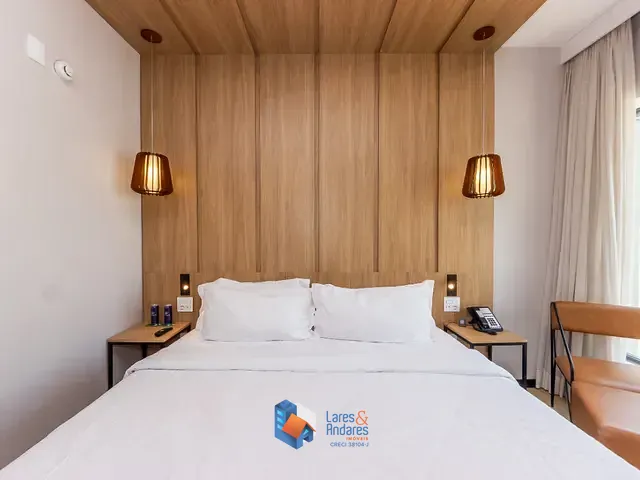 Salão com 24m² 1 quarto e 1 banheiro, à venda, no bairro Pinheiros em São Paulo