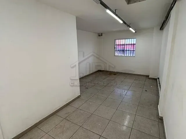 Loja com 196m², para alugar, no bairro Silveira em Santo André