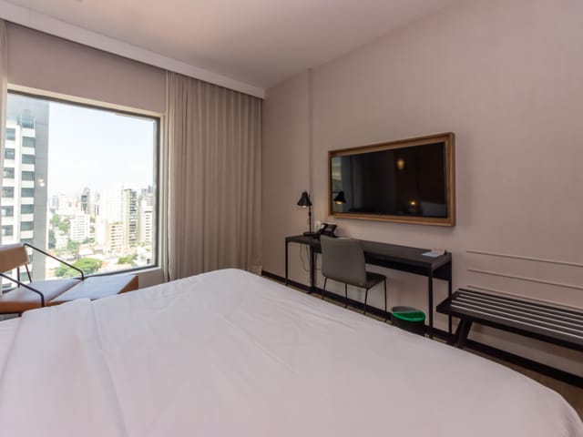 Salão com 24m² 1 quarto e 1 banheiro, à venda, no bairro Pinheiros em São Paulo