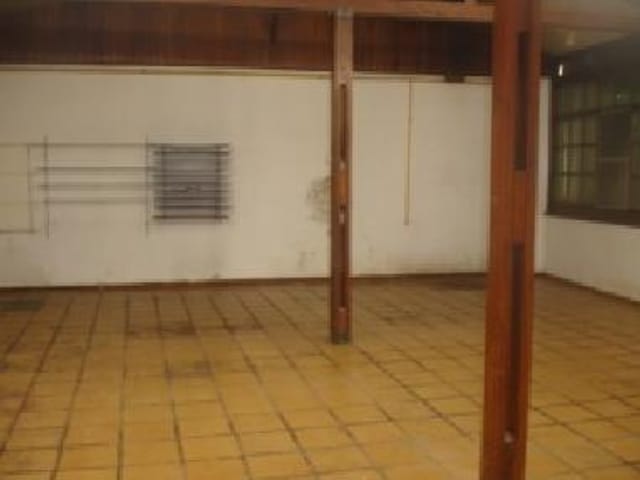 Salão com 345m², para alugar, no bairro Vila Claudia em São Paulo