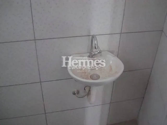 Loja com 60m², para alugar, no bairro Vila Bressani em Paulínia