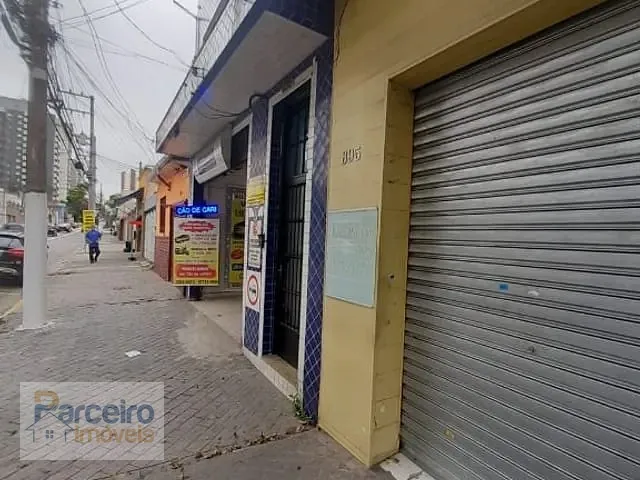 Sala com 48m², para alugar, no bairro Vila Gomes Cardim em São Paulo
