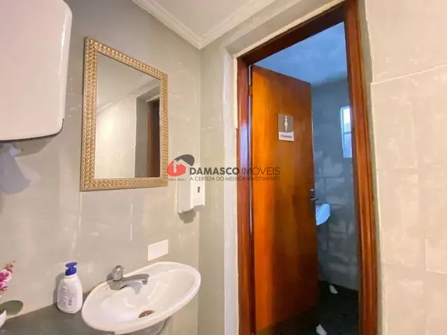 Loja com 310m², à venda, no bairro Olímpico em São Caetano Do Sul