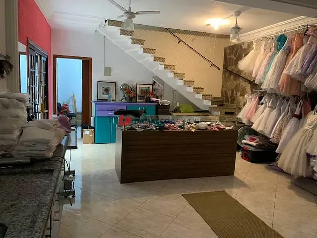 Loja com 240m², para alugar, no bairro Santa Paula em São Caetano do Sul