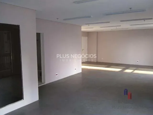 Loja com 96m², à venda, no bairro Água Branca em São Paulo