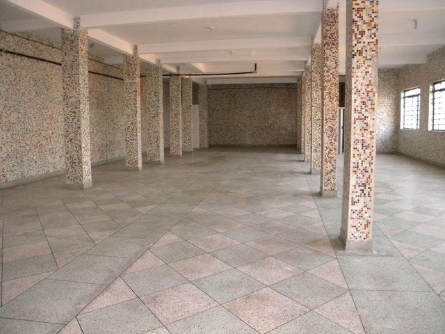 Salão com 350m², à venda ou para alugar, no bairro Vila Sao Geraldo em São Paulo