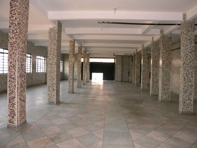 Salão com 350m², à venda ou para alugar, no bairro Vila Sao Geraldo em São Paulo
