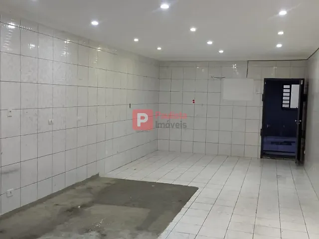 Loja com 150m², para alugar, no bairro Socorro em São Paulo