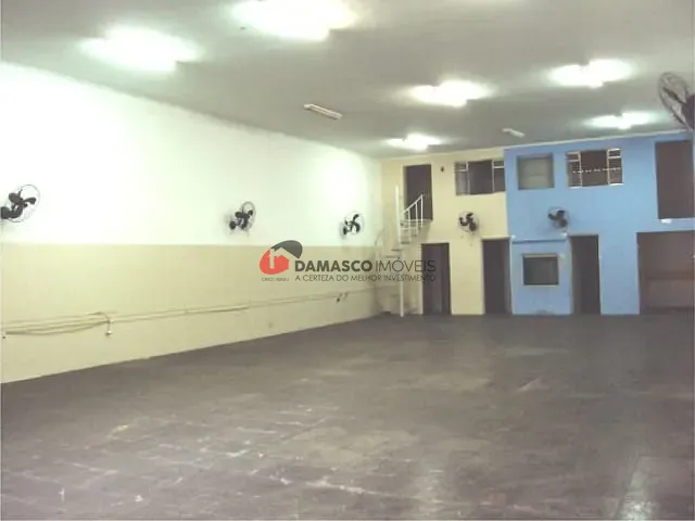 Loja com 300m², para alugar, no bairro Fundação em São Caetano do Sul