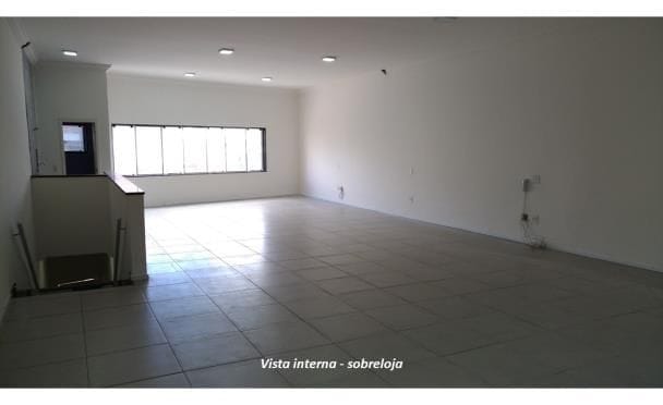 Salão com 130m², para alugar, no bairro Vila Carrão em São Paulo