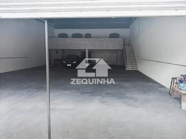 Loja com 370m², para alugar, no bairro Km 18 em Osasco