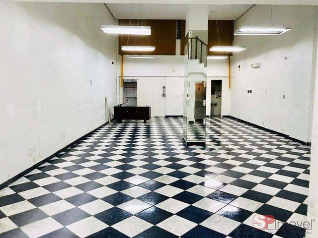 Salão com 318m², para alugar, no bairro República em São Paulo