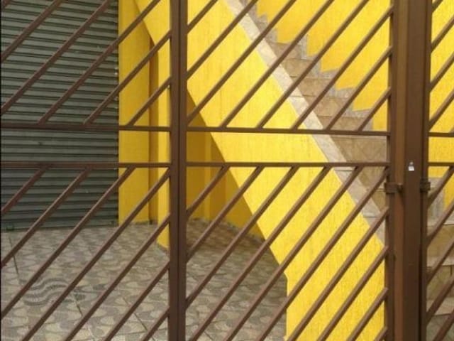 Salão com 300m², à venda ou para alugar, no bairro Santa Teresinha em São Paulo