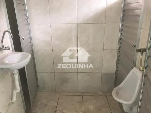 Salão com 150m², para alugar, no bairro Jardim Represa em Santana De Parnaiba