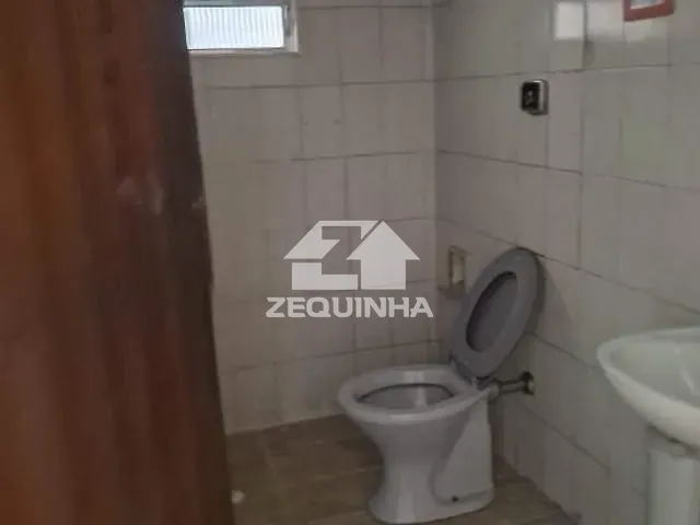 Salão com 150m², para alugar, no bairro Helena Maria em Osasco