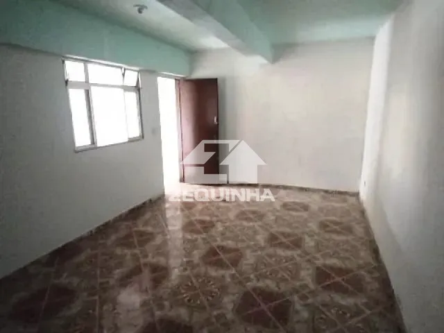 Prédio com 130m² 3 quartos e 4 banheiros, à venda, no bairro Padroeira em Osasco