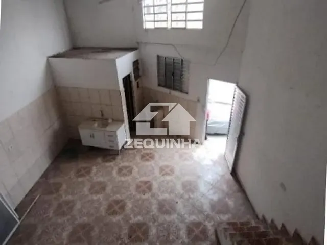 Prédio com 130m² 3 quartos e 4 banheiros, à venda, no bairro Padroeira em Osasco