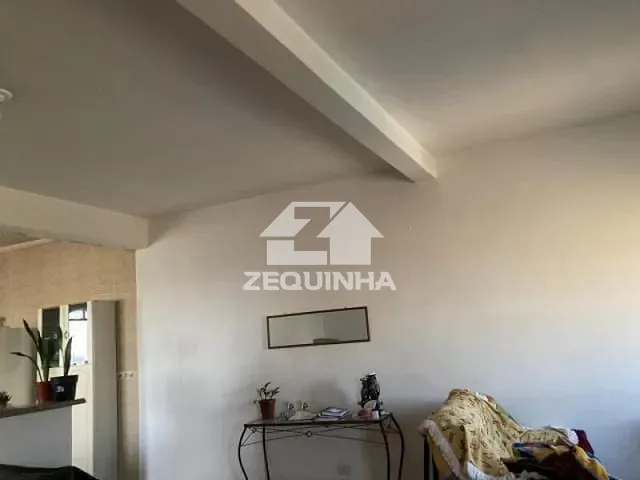 Prédio com 130m² 3 quartos e 4 banheiros, à venda, no bairro Padroeira em Osasco