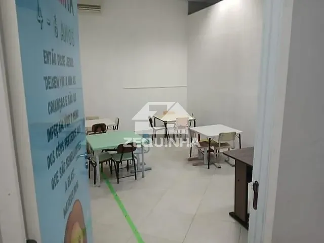 Salão com 290m², para alugar, no bairro Pestana em Osasco