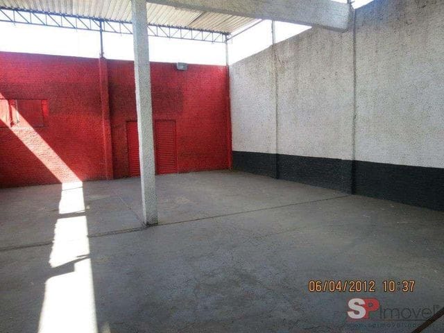 Salão à venda, no bairro Cumbica em Guarulhos