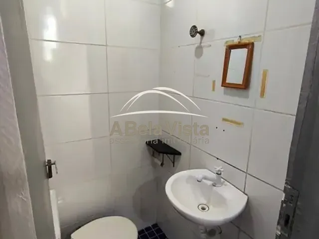 Loja com 24m², para alugar, no bairro Jardim D'abril em Osasco